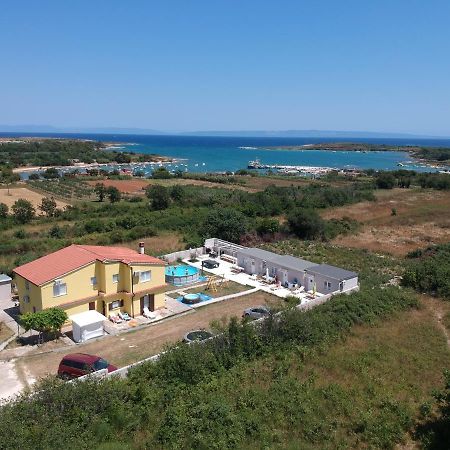 Studio Apartment Palmira Ližnjan Εξωτερικό φωτογραφία