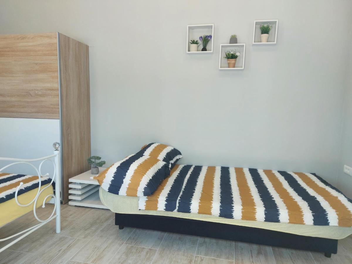 Studio Apartment Palmira Ližnjan Εξωτερικό φωτογραφία