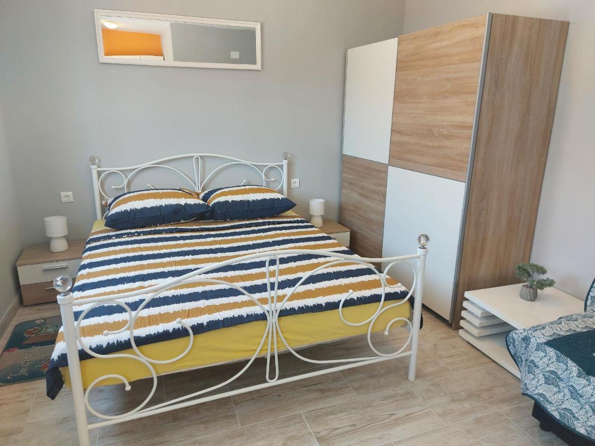 Studio Apartment Palmira Ližnjan Εξωτερικό φωτογραφία
