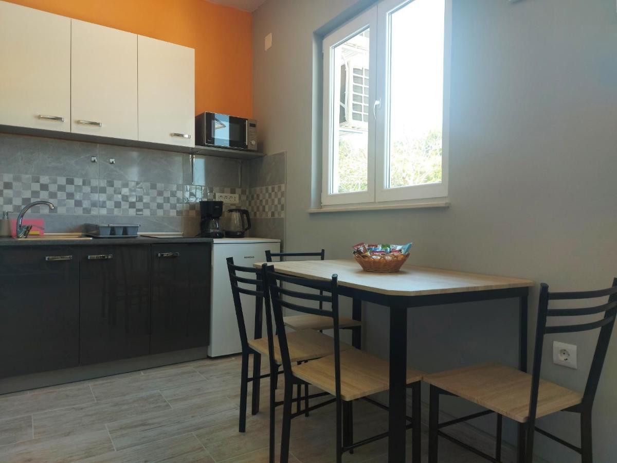 Studio Apartment Palmira Ližnjan Εξωτερικό φωτογραφία